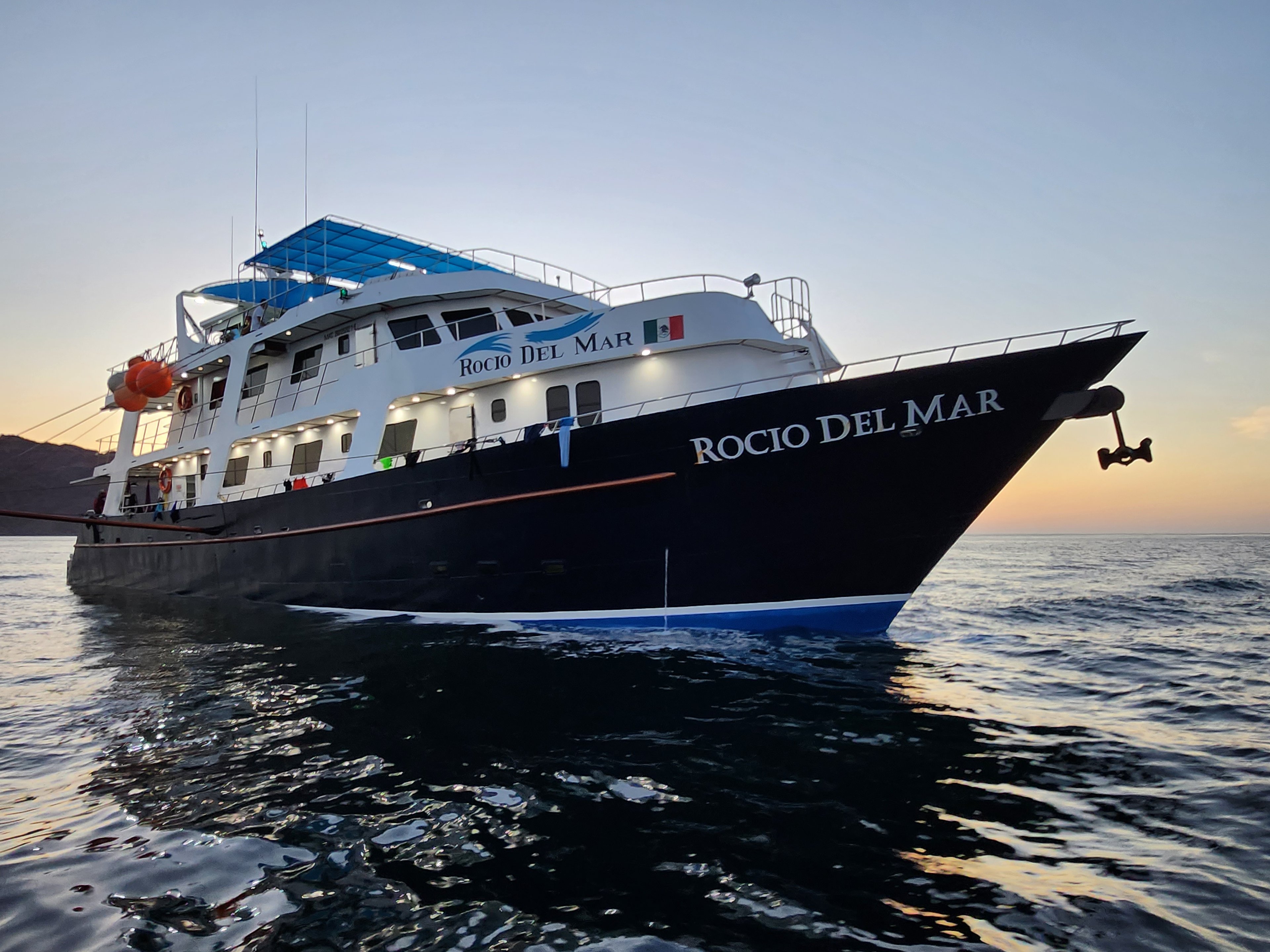 Revillagigedo Liveaboard - Rocio Del Mar 1